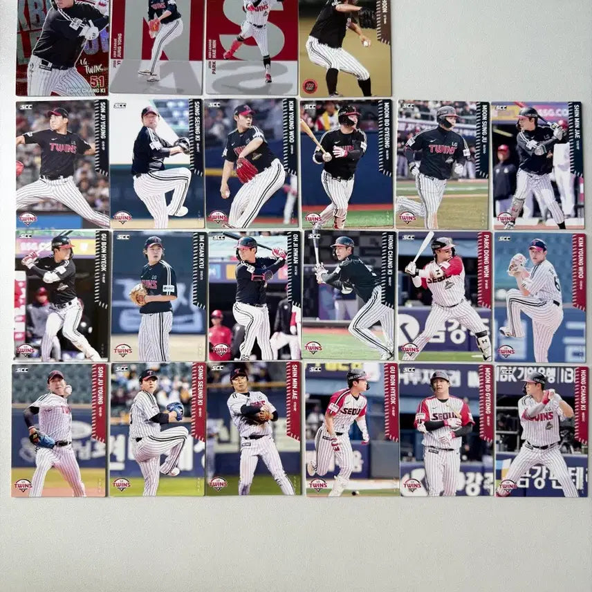[BUNJANG] LG Twins 2026 KBO Hong Chang-ki Alphabet Holo Card / LG트윈스 2026 kbo 카드 엘지 홍창기 홀로 엘지 알파벳