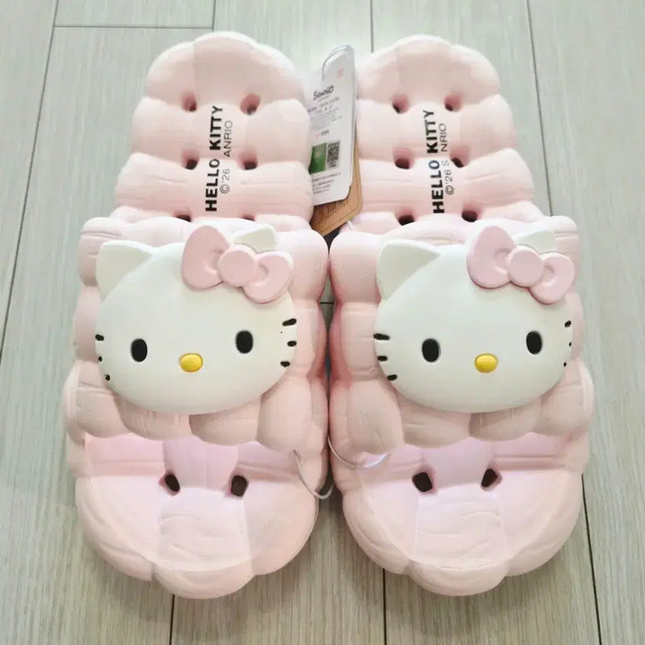 [BUNJANG] Hello Kitty Slipper Sandals Pink Red Size 235 New / 헬로키티 슬리퍼 샌들 핑크 235사이즈 새상품