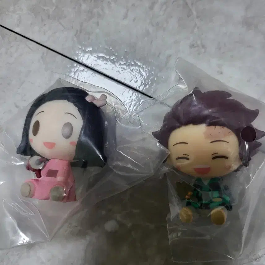 [BUNJANG] Demon Slayer Tanjiro &amp; Nezuko Chokonokko Figure Bundle Set / 귀멸의칼날 탄지로, 네즈코 초코노코 피규어 일괄