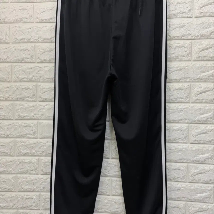 [SOLD OUT] 아디다스 조거팬츠 M