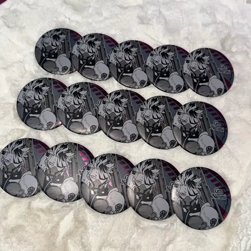[BUNJANG] Kaiju No. 8 Narumi Gen Die Collection Can Badge / 괴수 8호 나루미 겐 디콜렉션 캔뱃지 양도 판매
