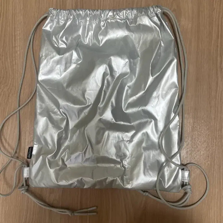 [BUNJANG] ODD STUDIO x Digimon Adventure Collaboration Bag Silver / 오드스튜디오 X 디지몬 어드벤처 가방 실버