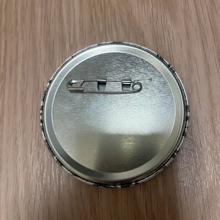 [BUNJANG] Digimon Adventure Our War Game Limited Edition Pin Badge / 디지몬어드벤처 극장판 우리들의 워게임 한정판 뱃지