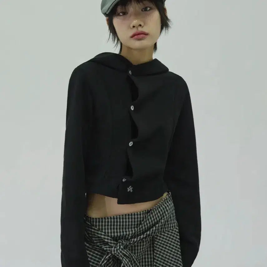 [BUNJANG] Slickglow Small Logo Shirring Hood Top (Gray/Black) / 마지막 가격) 슬릭글로우 스몰 로고 사이드 버튼 셔링 후드탑 그레이/블랙