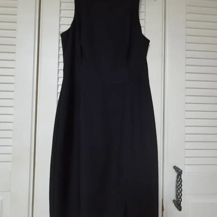 [BUNJANG] Banana Republic Black Long Dress with Slit Detail / 바나나리퍼블릭 원피스