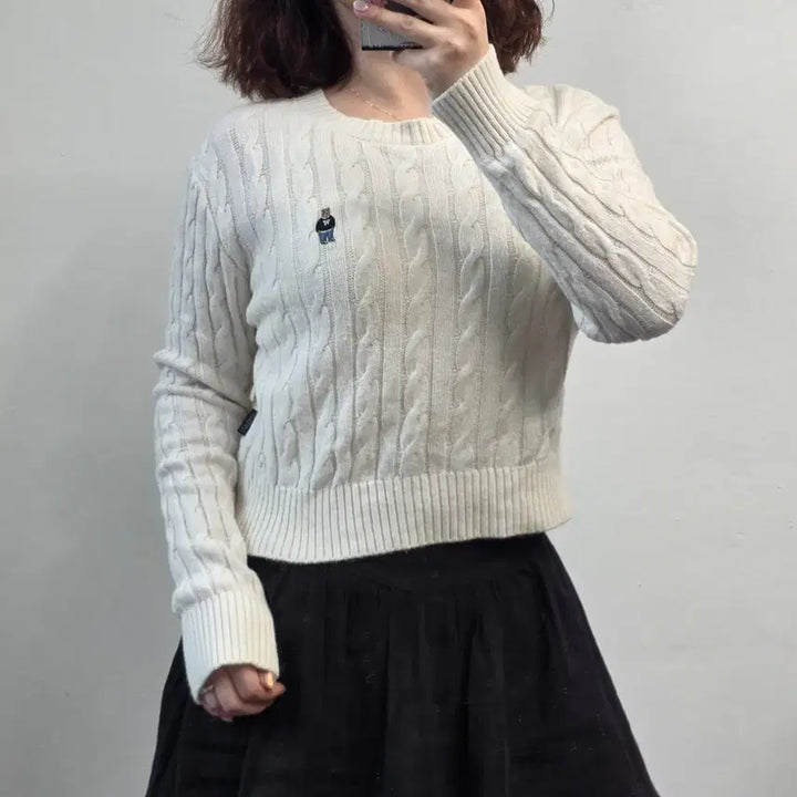 [BUNJANG] Frip Who.A.U Crop Cable Knit Ivory / [프립]S/후아유 크롭 케이블니트 아이보리