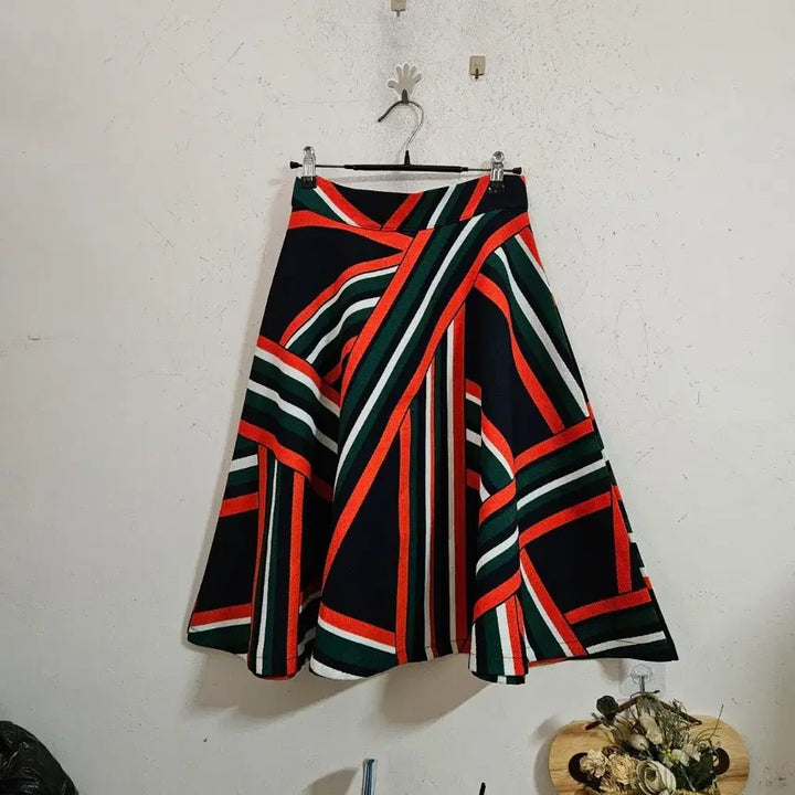 [BUNJANG] Multi Stripe Pattern Flare Skirt / 멀티 스트라이프 패턴 플레어 스커트