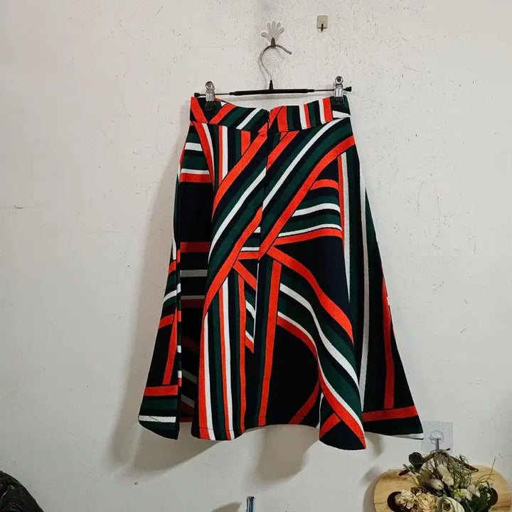 [BUNJANG] Multi Stripe Pattern Flare Skirt / 멀티 스트라이프 패턴 플레어 스커트