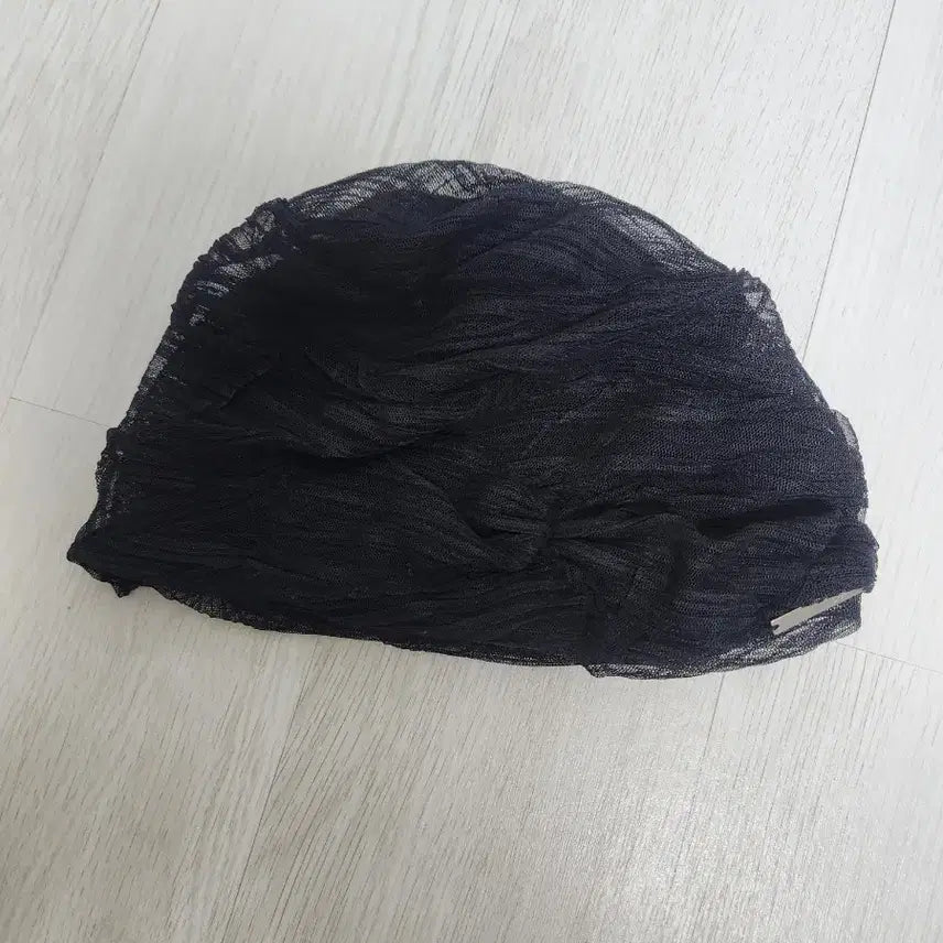 [BUNJANG] Miseki Seoul Sheer Turban Beanie / 미세키서울 쉬어 터번 비니 Sheer turban beanie