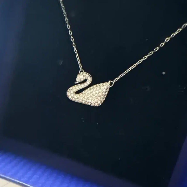 [BUNJANG] Swarovski Silver Swan Necklace (Discontinued) / 단종>>스와로브스키 실버스완 목걸이(품번 5007735)