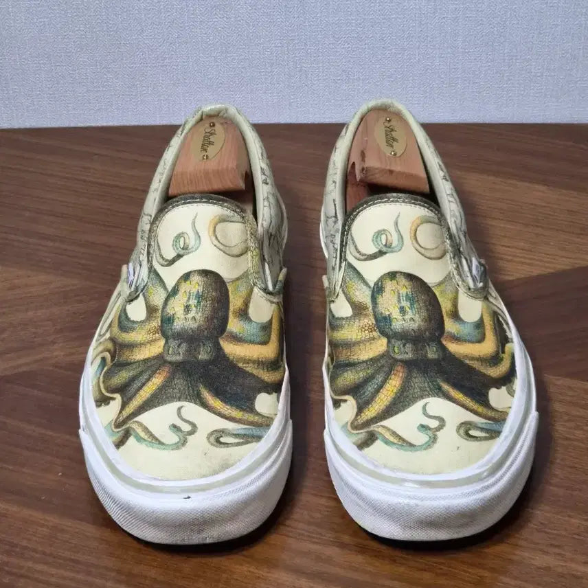 [SOLD OUT] 반스 슬립온 한정판 285