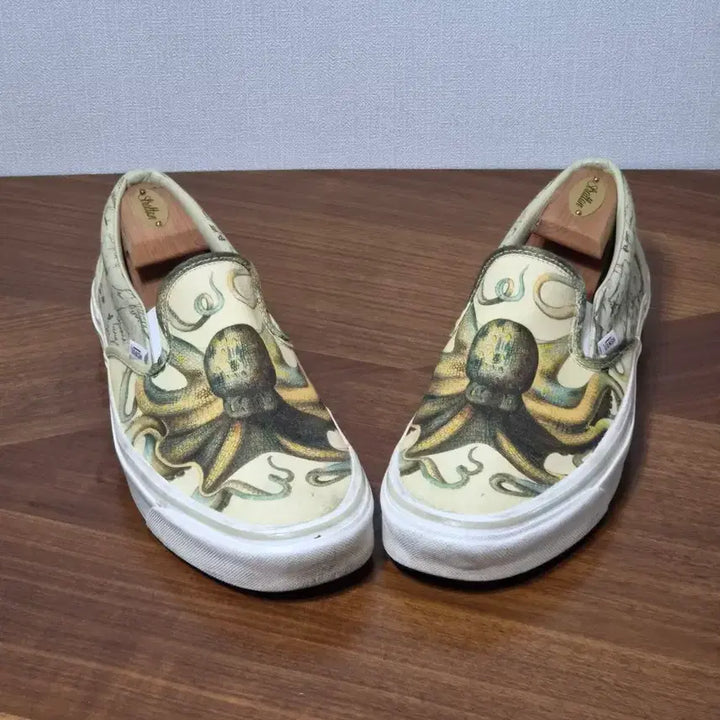 [SOLD OUT] 반스 슬립온 한정판 285