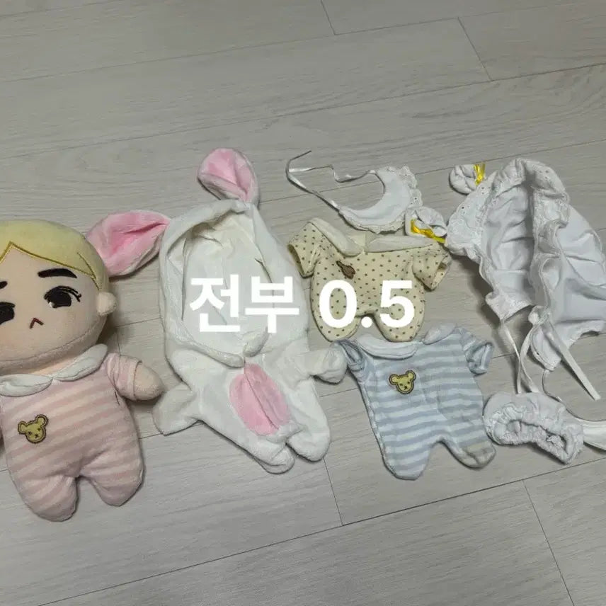 [BUNJANG] EXO Unofficial Goods Plush Dolls / 엑소 비공굿 인형