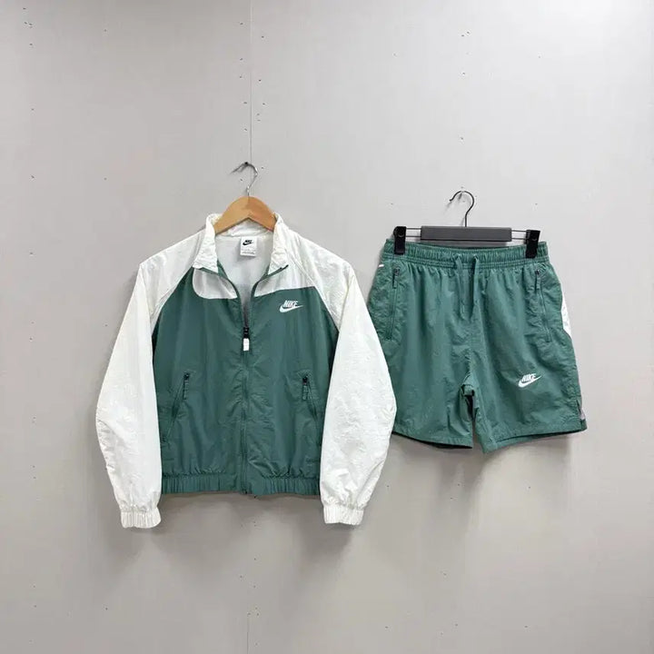 [BUNJANG] Nike Kids Woven Windbreaker + Shorts Set / 키즈 L (155) / 나이키 우븐 바람막이  + 반바지 세트 셋업