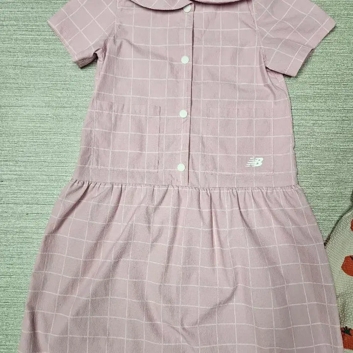 [SOLD OUT] 여아옷 130~140 뉴발란스키즈 130 원피스 일괄 택포 45000원