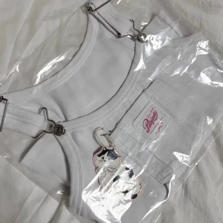 [BUNJANG] F Adee Suspender Sleeveless Top White / 페일제이드 서스펜더 슬리브리스 멜빵 나시 탑 화이트