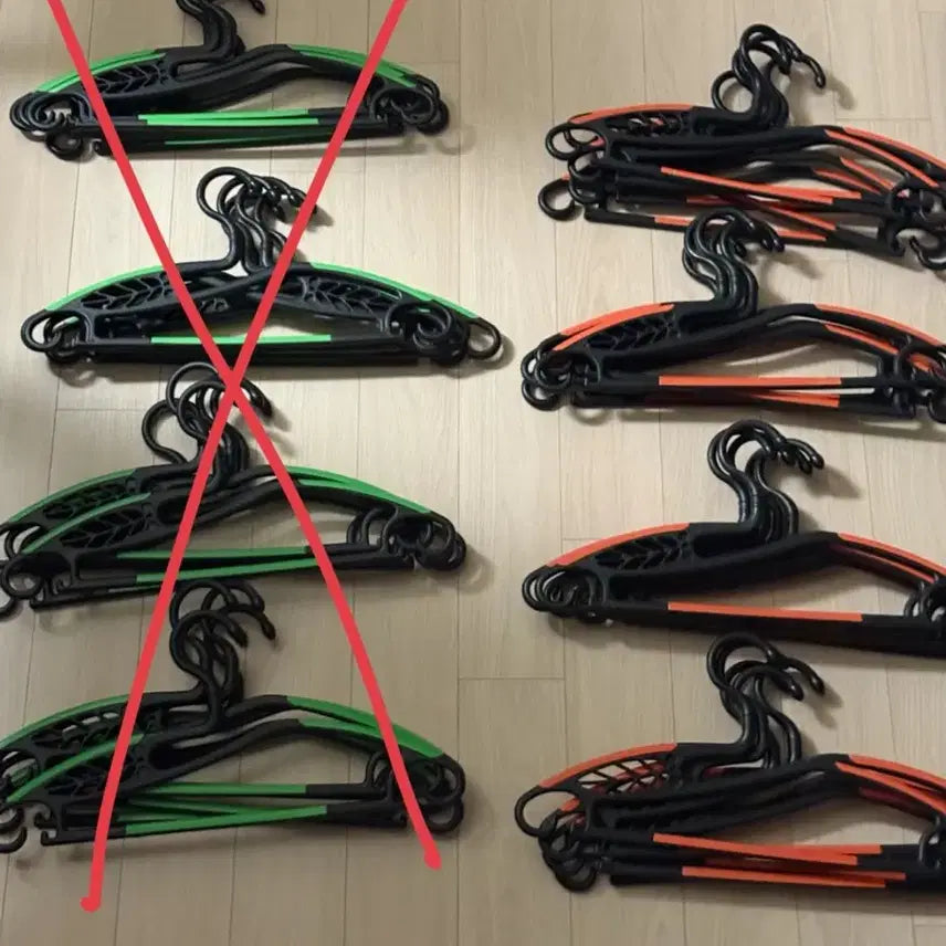 [BUNJANG] Non-Slip Rotating Hangers (20 pcs, Orange) / 논슬립 회전형 옷걸이 20개(주황색) 판매합니다.