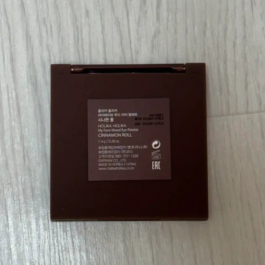 [BUNJANG] Holika Holika My Fave Mood Eye Palette Cinnamonroll / 홀리카홀리카 마이페이브 무드 아이 팔레트 시나몬롤