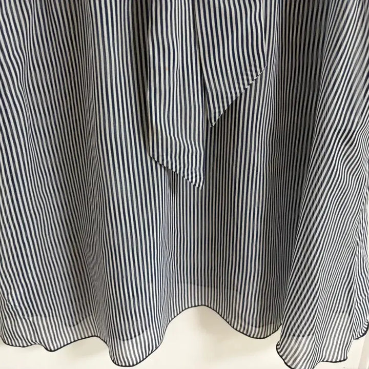 [SOLD OUT] (일본 수입 빈티지)반팔 블라우스 쉬폰 프릴 스트라이프 리본 M