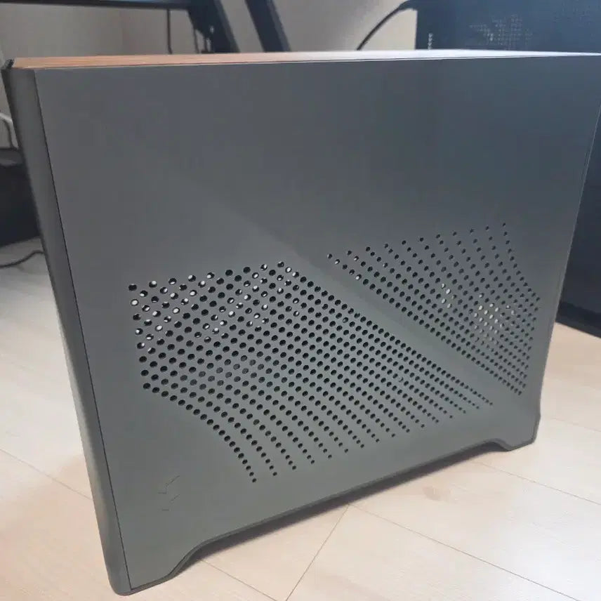 [BUNJANG] Fractal Design Era 2 Case / fractal Design era2 케이스 프렉탈디자인