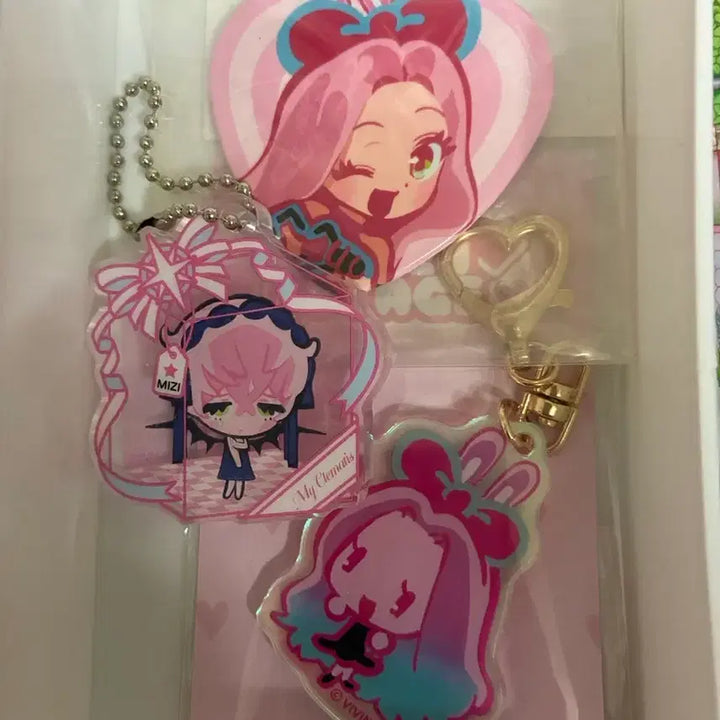 [BUNJANG] Alien Stage A-Stage Miji Poster, Badge, Keyring, Goods Bundle Set / 에일리언스테이지 에이스테 미지 포스터 뱃지 키링 굿즈 일괄 양도