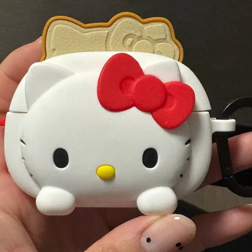[BUNJANG] CASETiFY Hello Kitty Airpods Case / 케이스티파이 헬로키티 에어팟 케이스