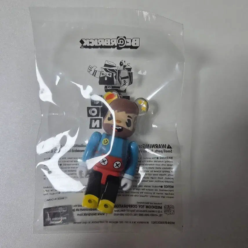 [BUNJANG] Bearbrick D-CON 100% Sealed / 베어브릭 디콘 100% D-CON DCON미개봉 팝니나.
