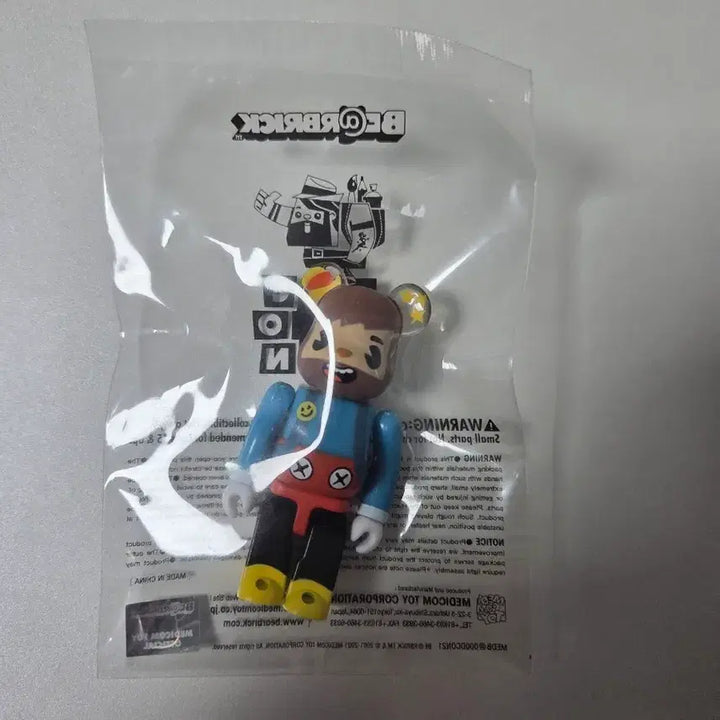 [BUNJANG] Bearbrick D-CON 100% Sealed / 베어브릭 디콘 100% D-CON DCON미개봉 팝니나.