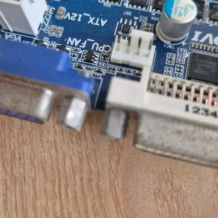 [BUNJANG] Gigabyte GA-H61M-DS2V Motherboard / 기가바이트 GA-H61M-DS2V 메인보드