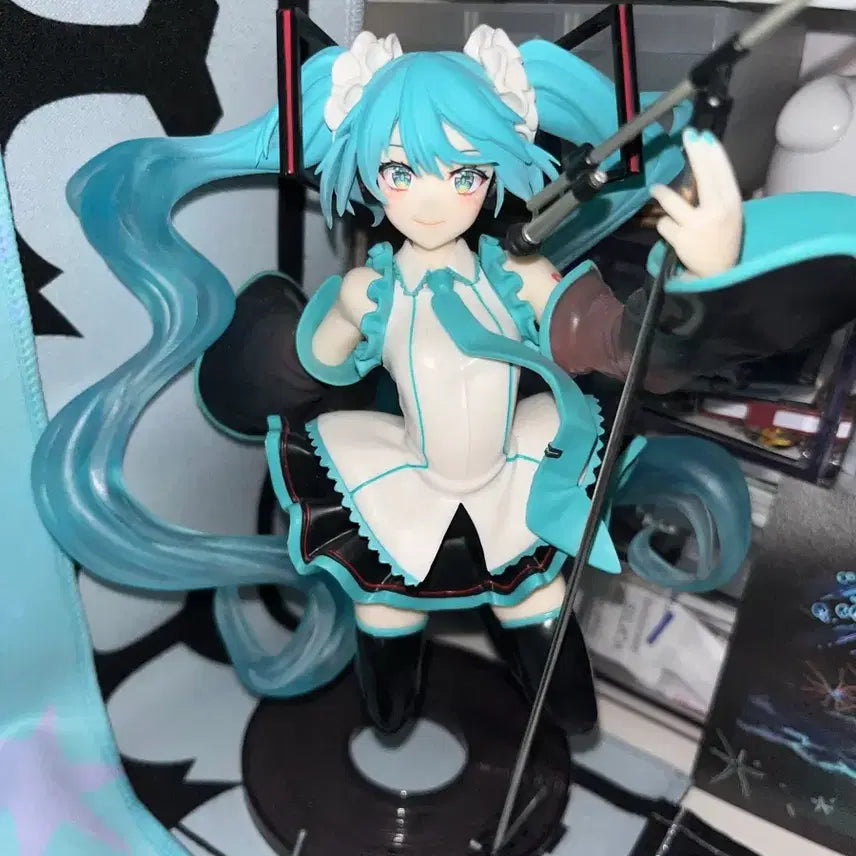 [BUNJANG] Amp Hatsune Miku 2023 Birthday Figure / 2023 amp 하츠네 미쿠 생일 피규어