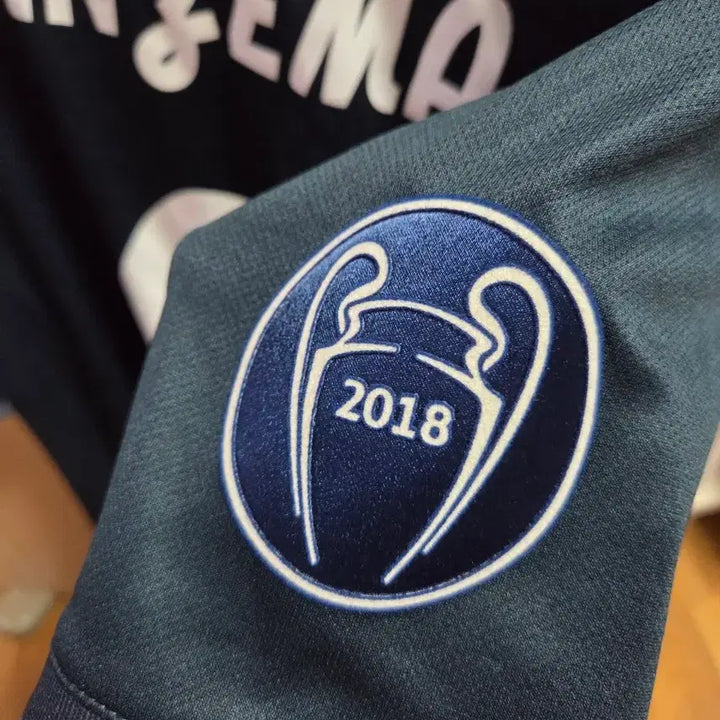 [BUNJANG] Real Madrid Benzema Away Football Jersey / [L] 레알 마드리드 어웨이 벤제마 축구 유니폼