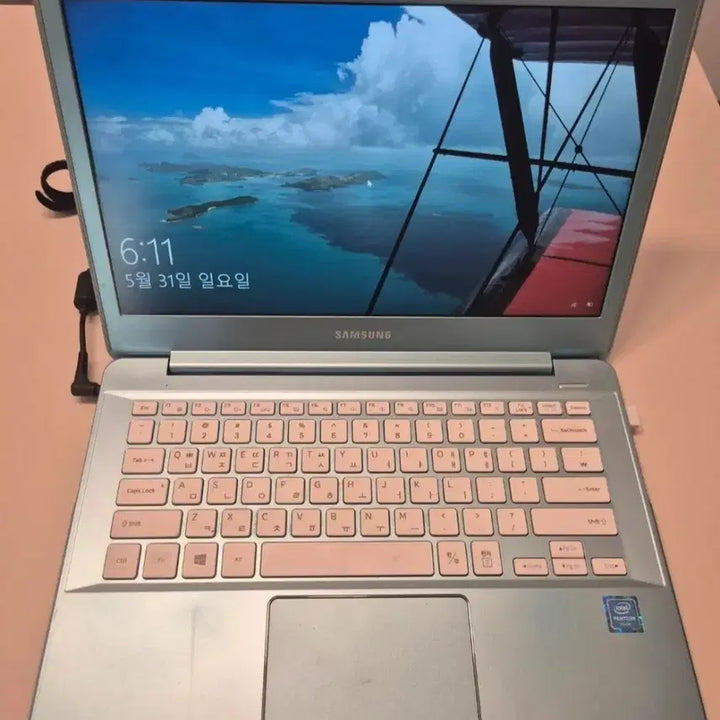 [BUNJANG] Samsung Laptop 13-inch Sky Blue / 삼성 노트북 하늘색 13인치 무료배송