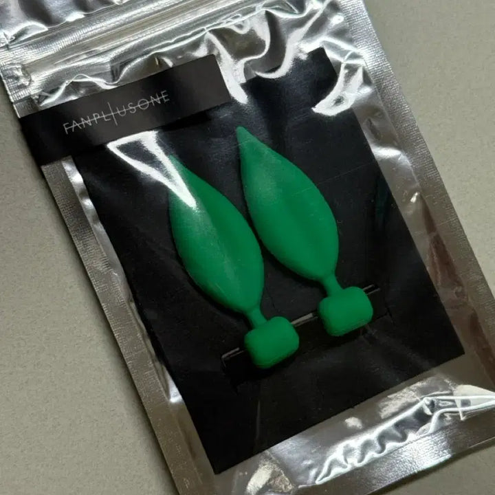 [BUNJANG] G-Dragon Support Rod Leaf Cradle Decor Set (Sealed) / (미개봉) 지디 응원봉 크래들 잎사귀 데코