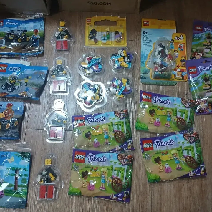 [BUNJANG] Lego City, Friends Minifigures &amp; Block Sets - Sealed / 레고 처분 합니다
