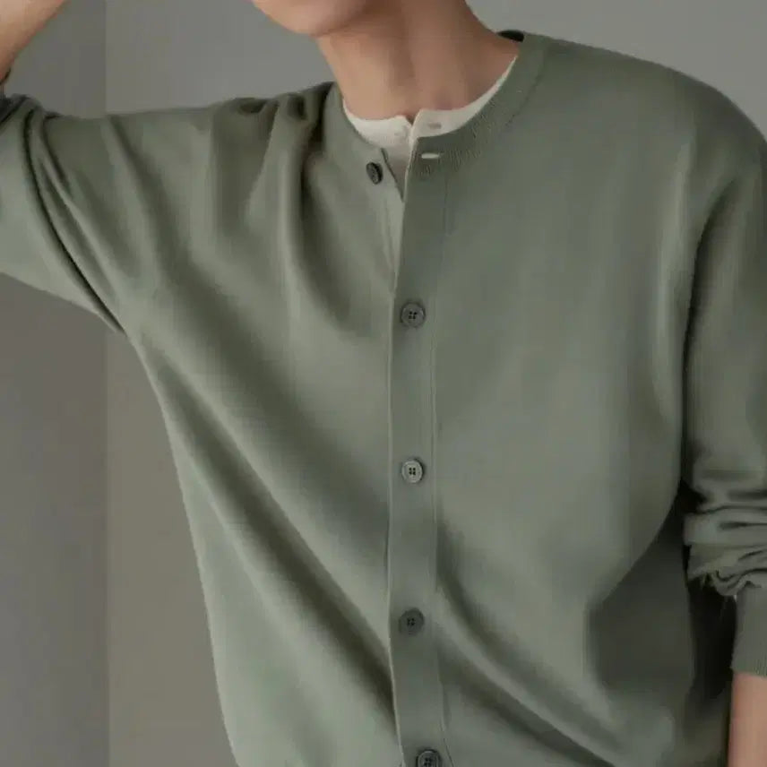 [BUNJANG] Musinsa Standard Light Khaki Cardigan / 무신사스탠다드 라이트카키 가디건