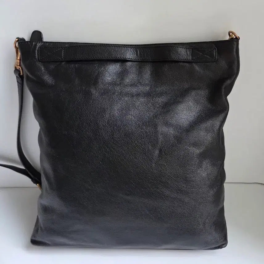 [SOLD OUT] 쿠론 천연가죽 빅 숄더백 블랙 (남녀공용)