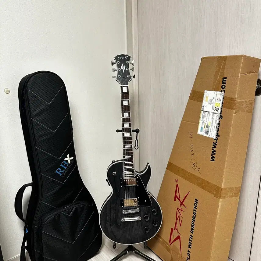 [BUNJANG] Spear Les Paul RD-250A SF Electric Guitar with Reunion Blues Les Paul Case / 스피어 레스폴 (RD-250A SF) + 리유니온블루스 레스폴 케이스