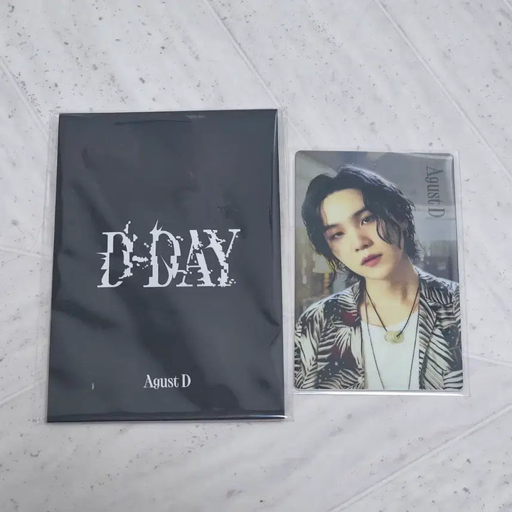 [BUNJANG] BTS Suga Agust D D-DAY Metallic Photocard / BTS 방탄 슈가 어거스트디 디데이 메탈릭 포토카드 포카 양도 윤기