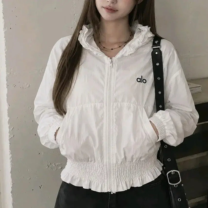 [BUNJANG] ALO Yoga Windbreaker Jumper / 새거 알로 요가 바람막이 점퍼  알로윈드브레이커 알로바람막이