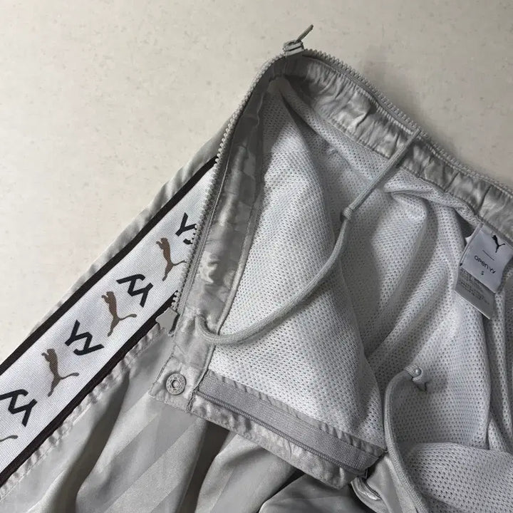 [BUNJANG] Puma x Open The Door Racing Pants / 퓨마 오픈와이와이 레이싱 팬츠