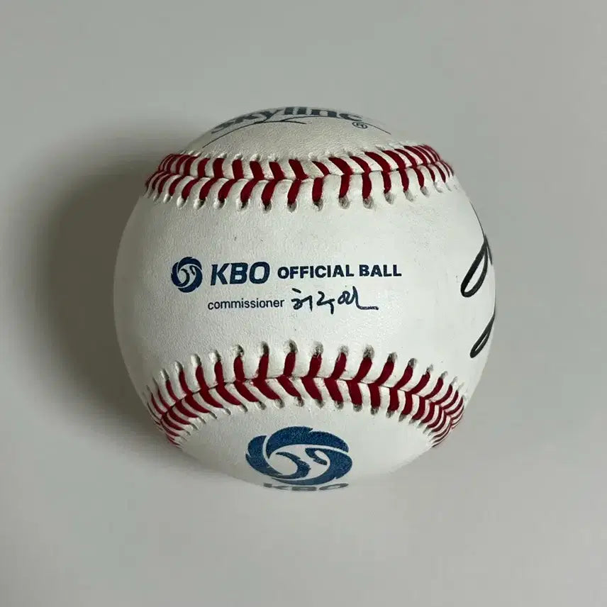 [BUNJANG] KBO Official Ball Jun-woo Jeon Signed Ball / KBO 공인구 전준우 싸인볼