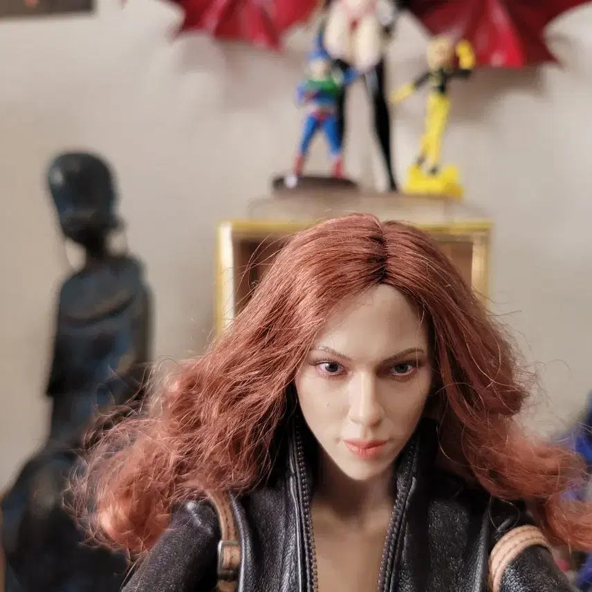 [BUNJANG] Hot Toys Black Widow 1/6 Scale Action Figure / 핫토이 블랙 위도우 액션 피규어 1/6 스케일