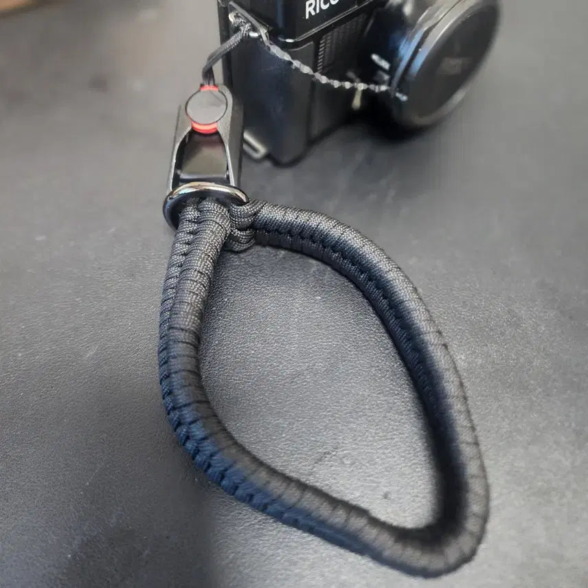 [BUNJANG] Black Paracord Camera Hand Strap / 카메라 핸드 스트랩