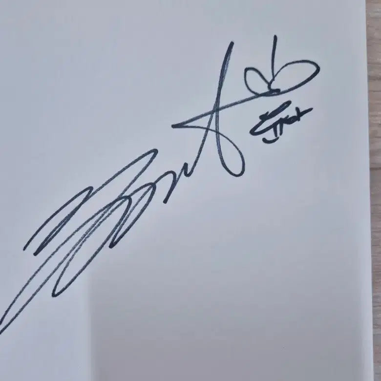 [BUNJANG] Yoona Signed Photo / 임윤아 친필싸인