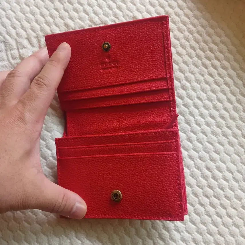 [BUNJANG] Gucci Red Leather Wallet with Gold GG Logo / 구찌 지갑 레드