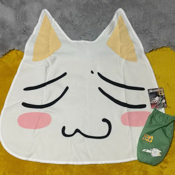 [BUNJANG] Dokodemo Issyo Toro Face Die-Cut Blanket Garuk Version / 도코데모잇쇼 토로 페이스 다이컷 담요 갸륵ver 고전 게임 굿즈 도코모