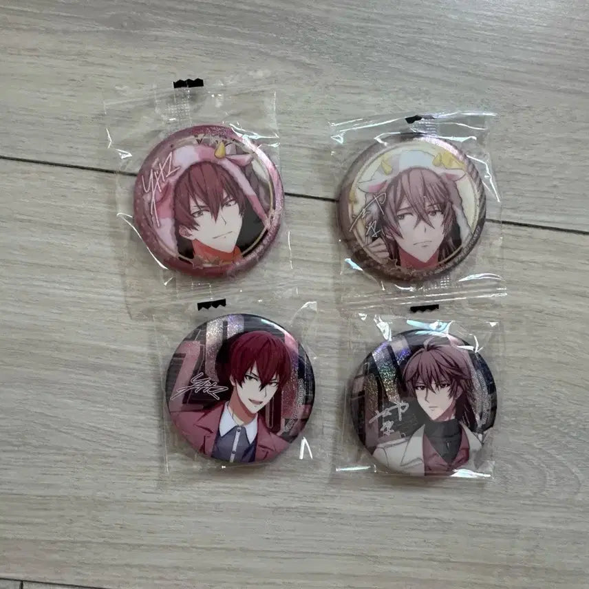 [BUNJANG] Idolish7 Inumaru Touma / Midori Torao Can Badge Set / 아이돌리쉬 세븐 이누마루 토우마/미도 토라오 캔뱃지