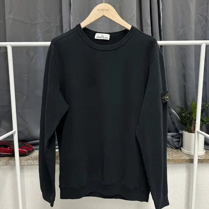 [SOLD OUT] [ 스톤아일랜드 ] 정품 / 남성105 / 블랙 와펜 시그니처 맨투맨