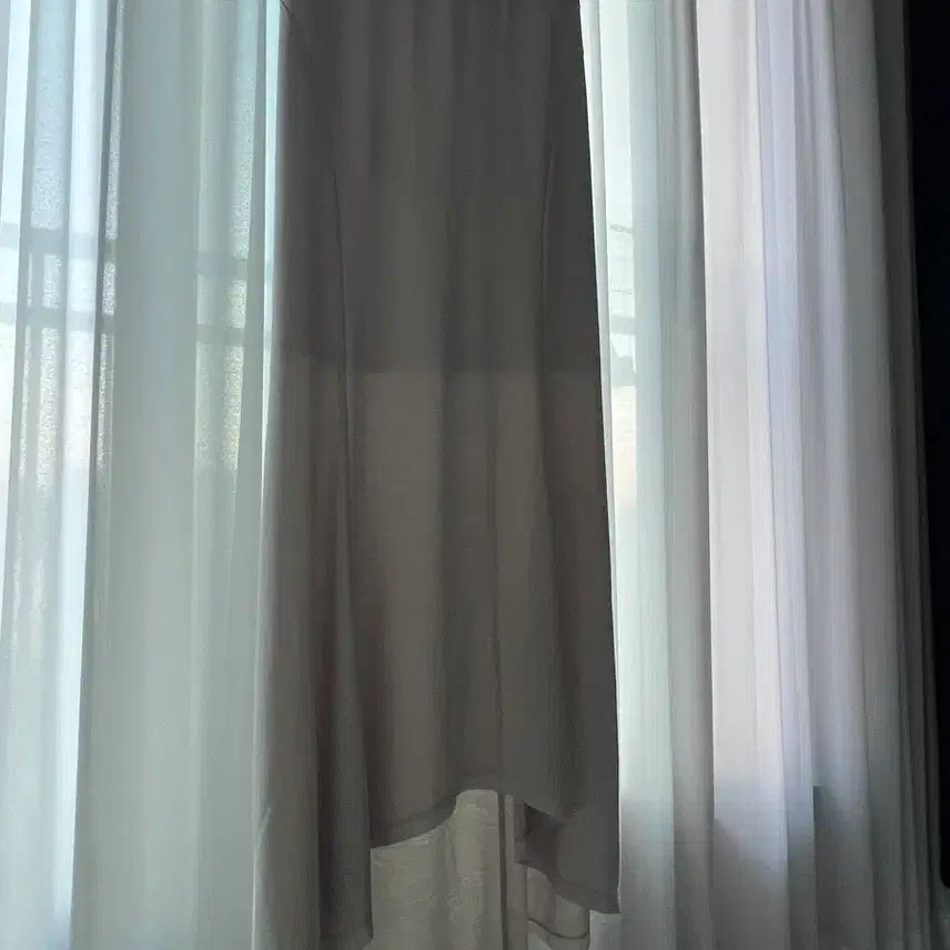 [BUNJANG] Chic Hera Long Asymmetric Skirt / 시크헤라 롱 언발 스커트 FREE