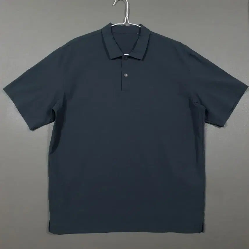 [BUNJANG] KOLON SPORT 22SS Nylon Short Sleeve Polo Shirt Khaki / 100) 코오롱스포츠 신형 22ss 나일론 폴로 셔츠 반팔 카라티 카키